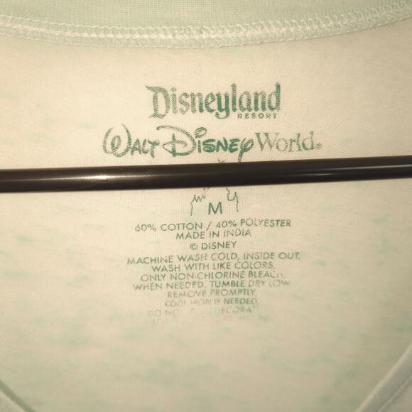 Disneyland Disney World M Women’s T-Shirt Jiminy Cricket Graphic Tee Park - Picture 3 of 4